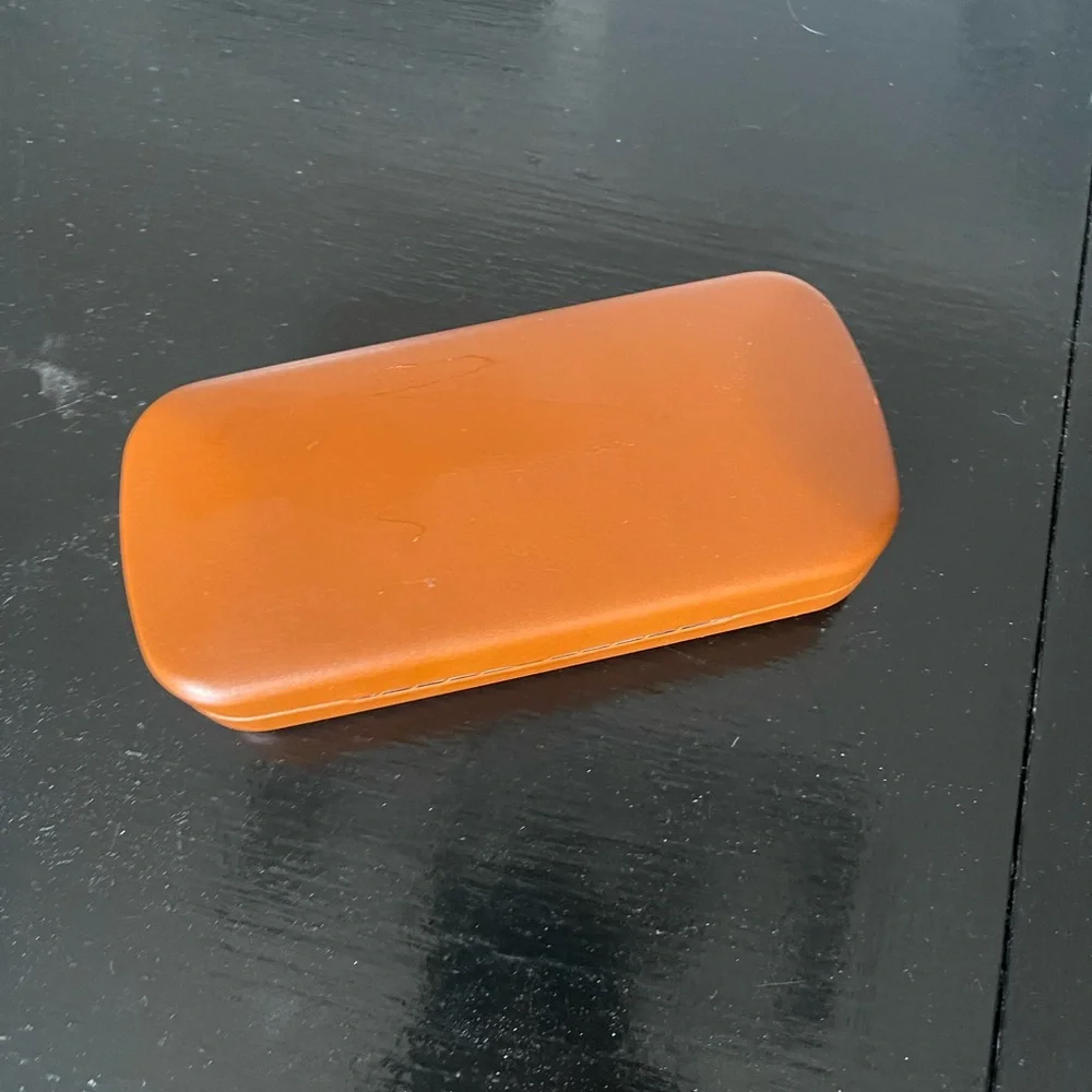 Fossil Glasses / Sunglasses Case - Picture 3 of 3